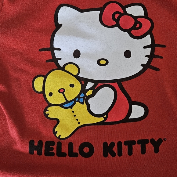 Hello Kitty Crop Top - Picture 2 of 3